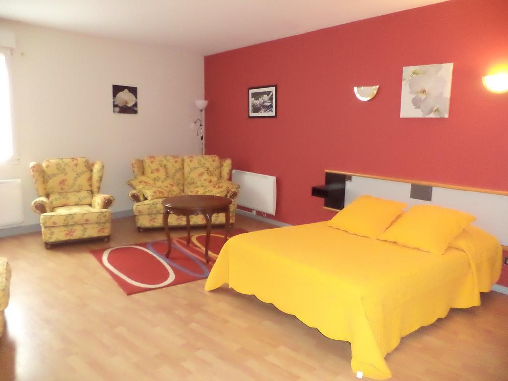 Au Logis Des Ours Belfort Nord Offemont Екстер'єр фото