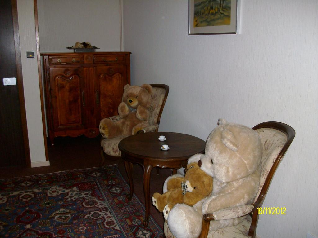 Au Logis Des Ours Belfort Nord Offemont Екстер'єр фото